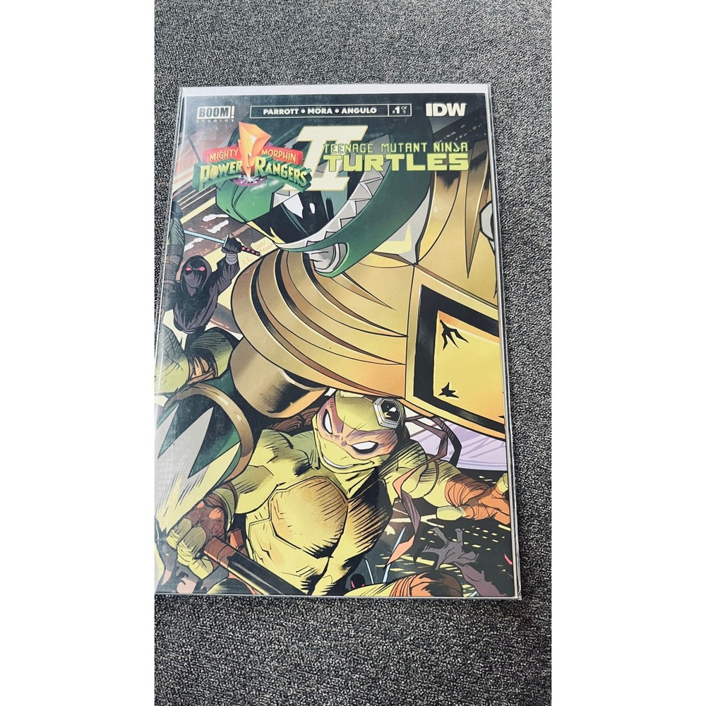BOOM! Studios Power Rangers TMNT II Comic Book #1 Dan Mora Cover